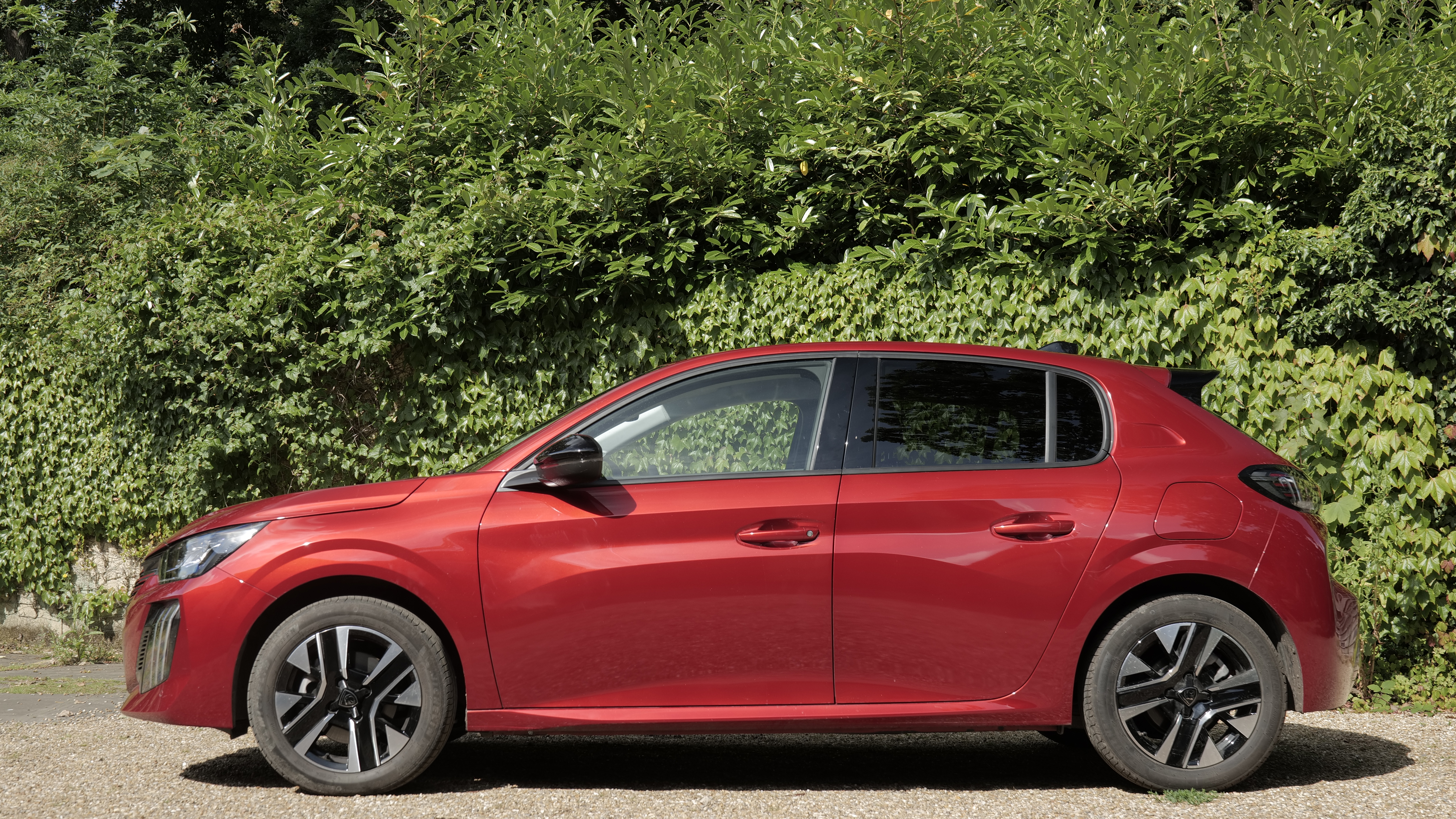 PEUGEOT 208 HATCHBACK 1.2 PureTech 100 GT 5dr